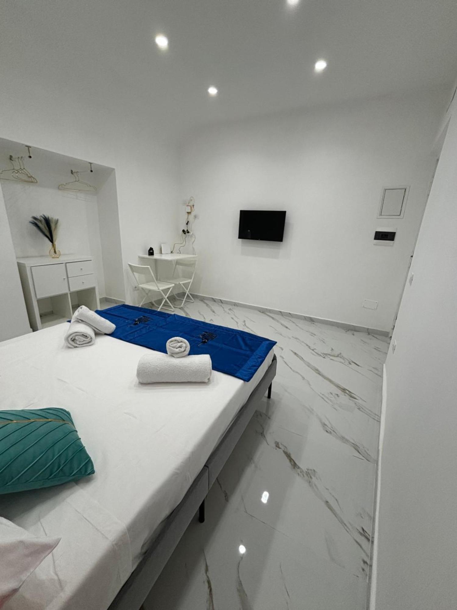 Sanfeliceguestroom เนเปิลส์ ภายนอก รูปภาพ